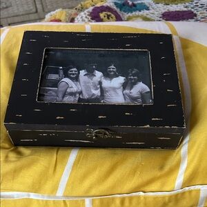Enesco Vintage-Style Musical Black Wooden Photo Keepsake Box